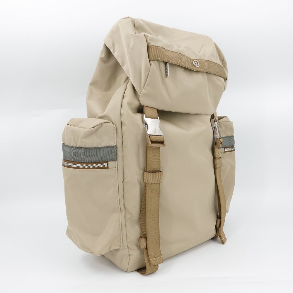 Lululemon Wunderlust Backpack 25L Brown - Picture 7 of 16